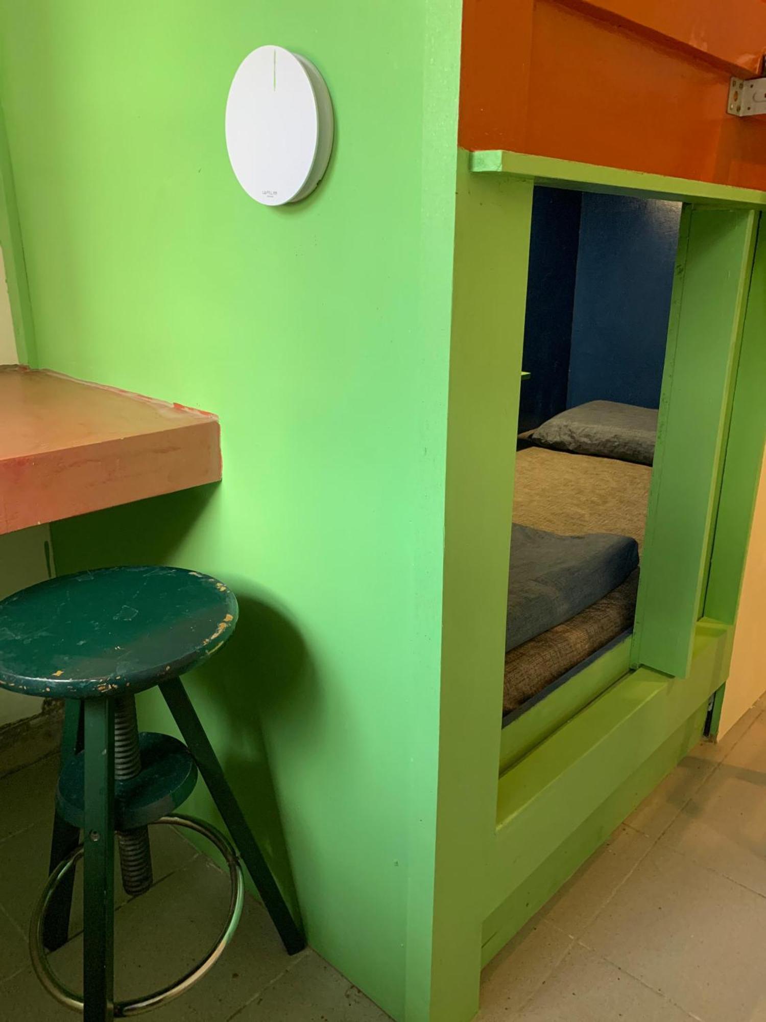 Bestow Capsule Hostel Kuala Lumpur Bagian luar foto